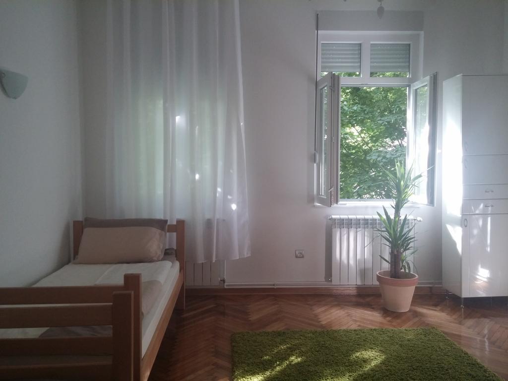 Cricket 2 Hostel Bělehrad Pokoj fotografie